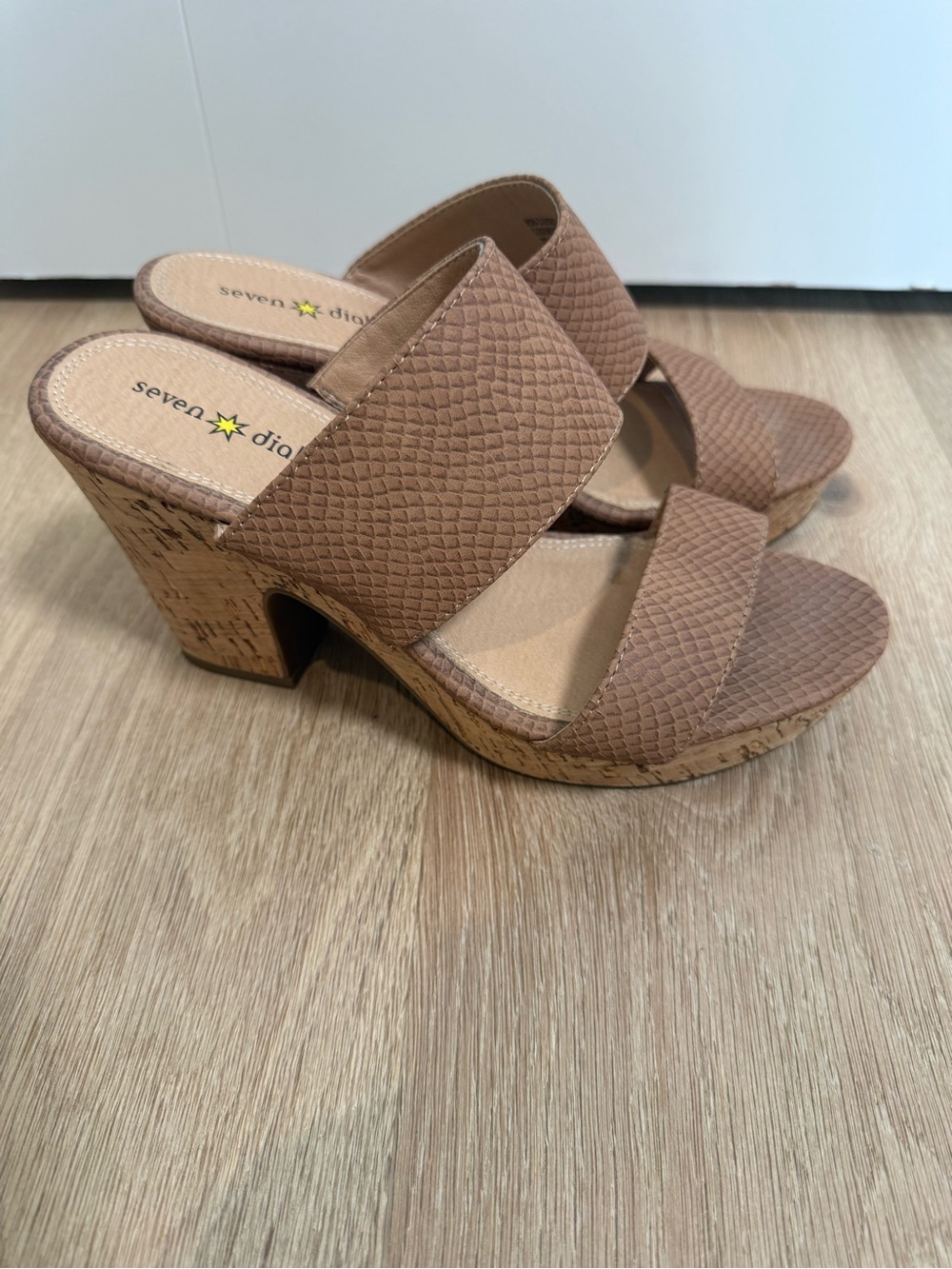 Seven Dials Pasadena Brown Textured Cork Block Heel Slide Sandals Size 7.5